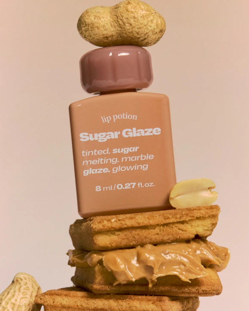 Concept photo from Korean indie makeup brand, Alternative Stereo featuring their Lip Potion in Sugar Glaze